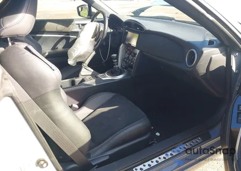 2018 Toyota 86 Gt z USA, uszkodzony, nr VIN JF1ZNAE14J9700817